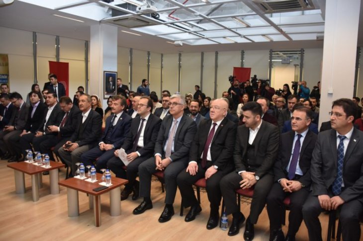 Basın İlan Kurumu gazetecilerle ‘Çevrimiçi Gazeteciliği’ konuştu