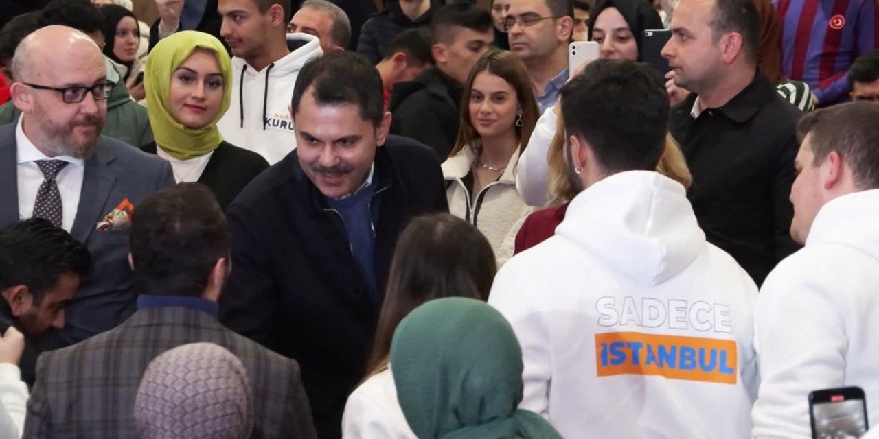 AK Parti İBB Başkan Adayı Murat Kurum gençlerle buluştu