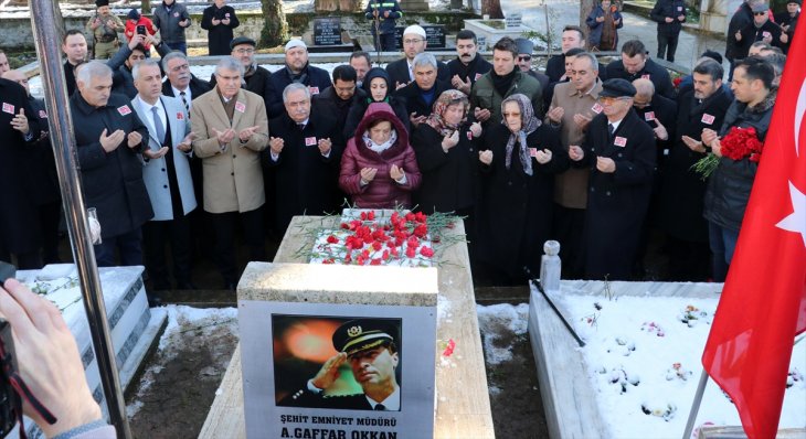Şehit Emniyet Müdürü Ali Gaffar Okkan mezarı başında anıldı