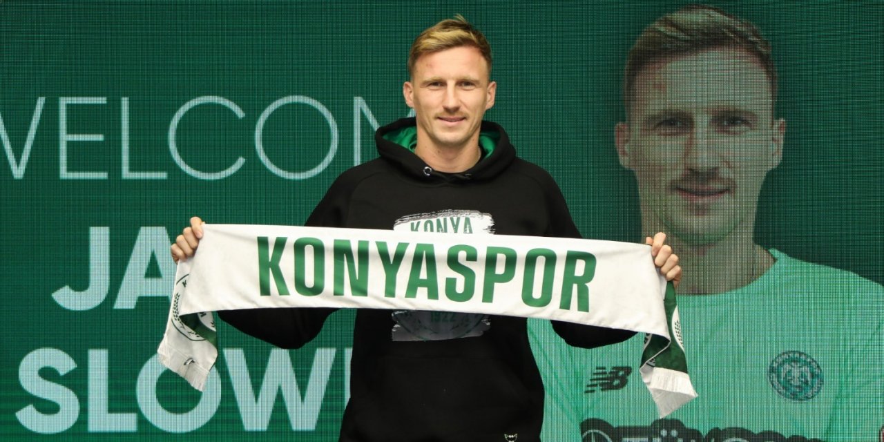 Konyaspor’un yeni transferi imzayı attı