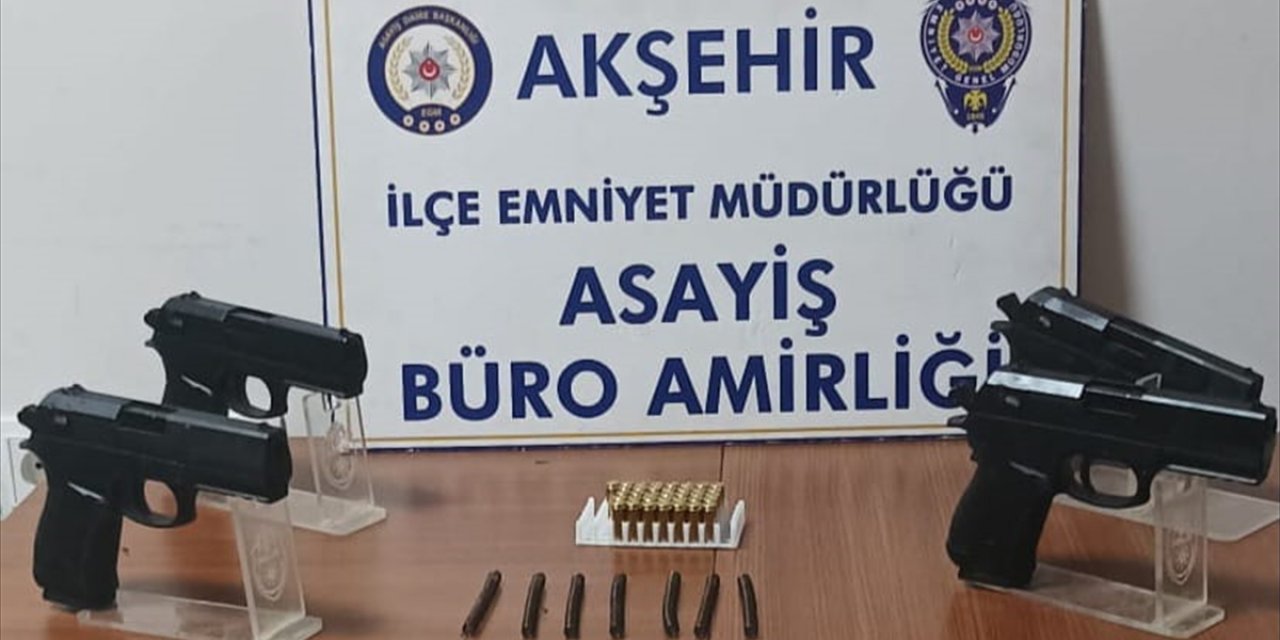 Akşehir’de kaçak silah operasyonu: 4 gözaltı
