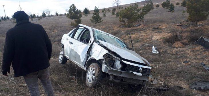Konya’da feci kaza! Otomobil yoldan çıktı: 1 ölü, 1 yaralı