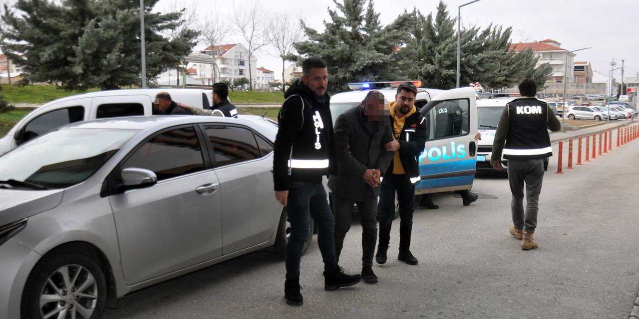 İş adamı, Karaman’dan Konya’ya uzanan kaçak silah operasyonunda tutuklandı