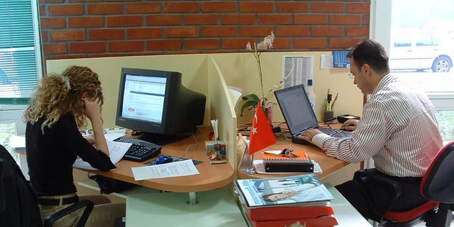 Mahkeme kararını verdi! İşçiyi aşağılayan patron şimdi yandı