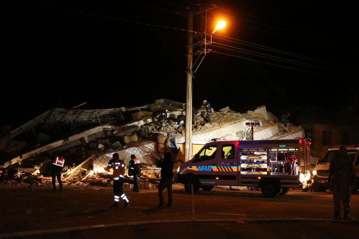 AFAD: İlk belirlemelere göre 14 kişi hayatını kaybetti