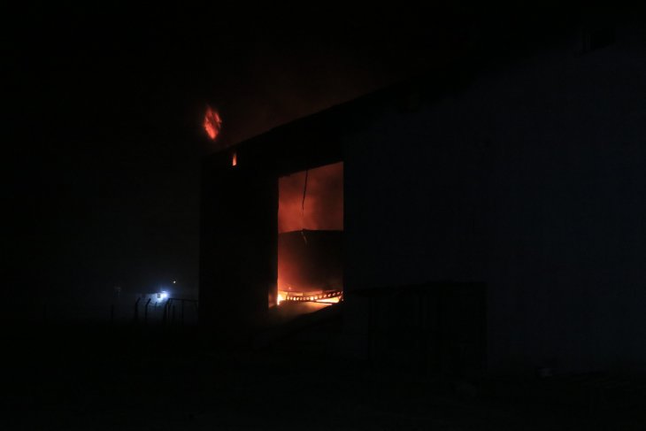 Deri fabrikasında yangın: 1 ölü