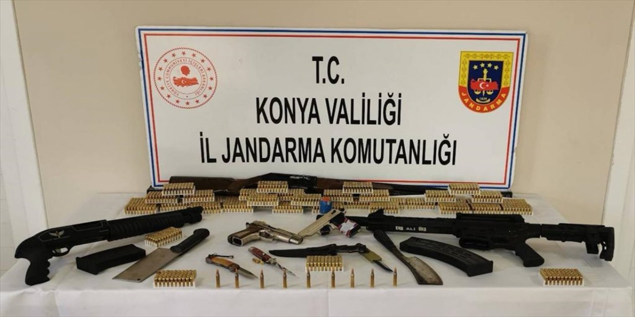 Konya’da jandarmadan silah kaçakçılığı operasyonu