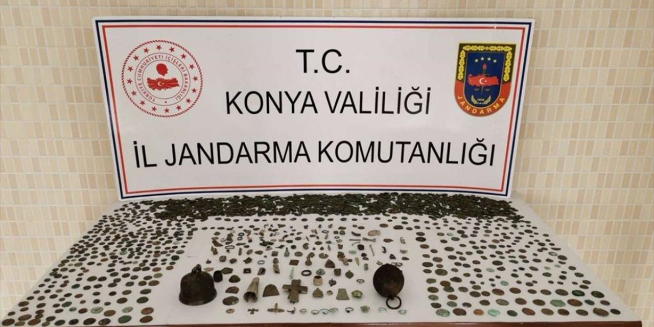 Konya’da tarihi eser kaçakçılarına operasyon! Binlerce ele geçirildi