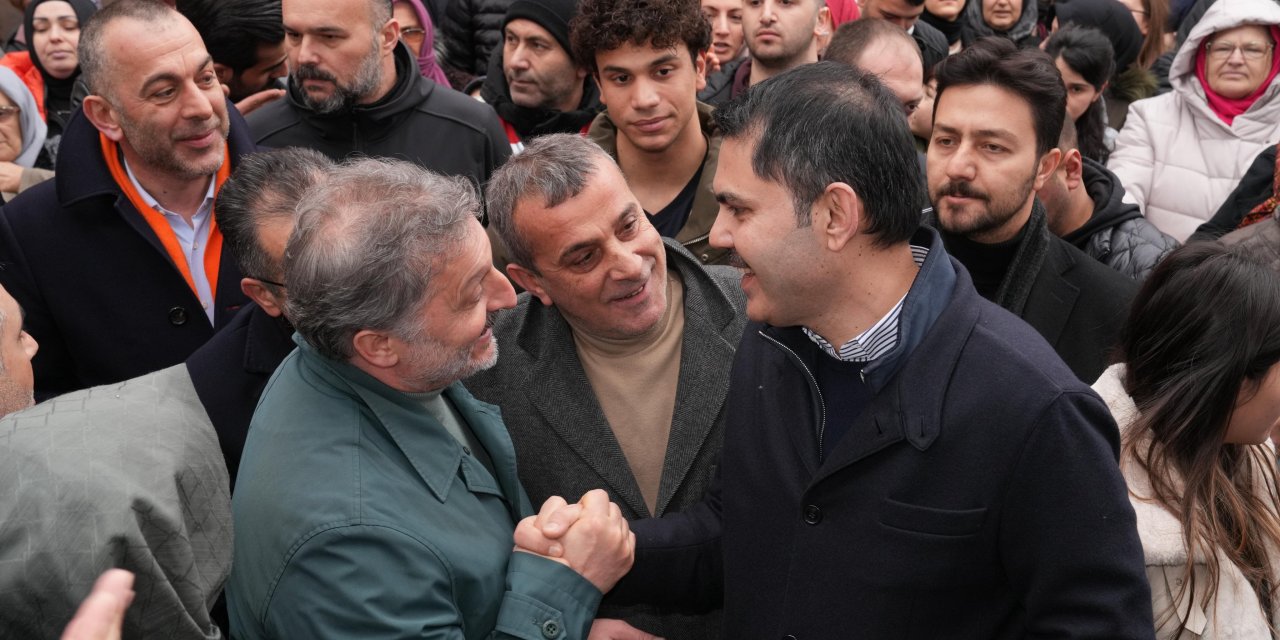 Murat Kurum Hamsi Festivali’nde vatandaşlarla buluştu