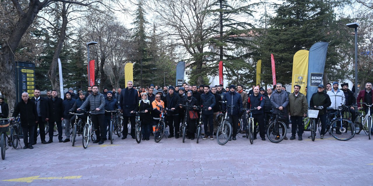Konya’da "Dünya Kışın Bisikletle İşe Gitme Günü" etkinliği