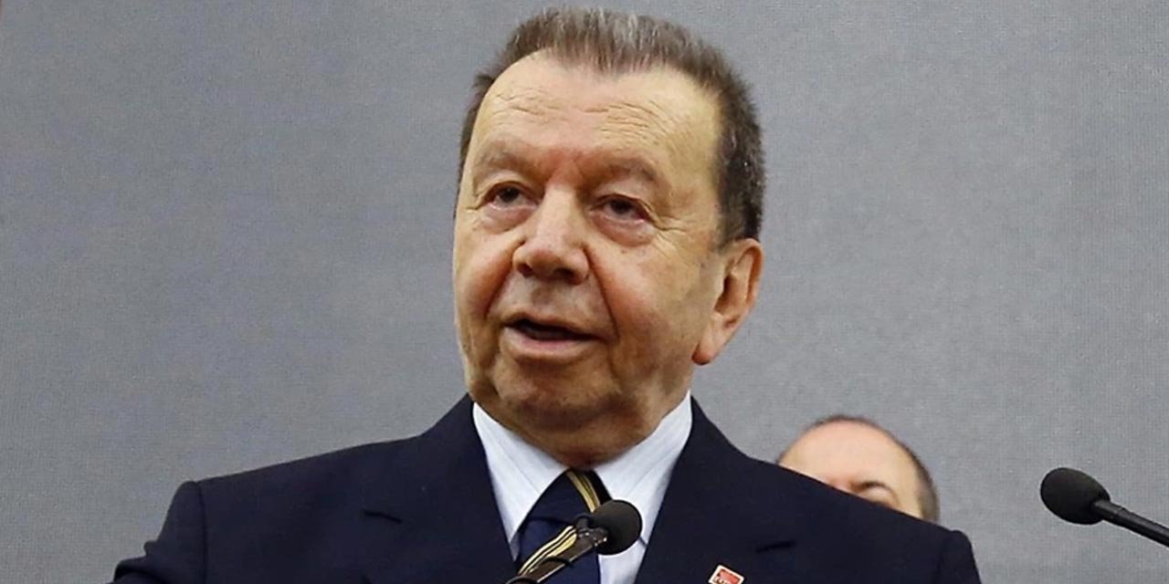 Eski devlet bakanı Yılmaz Karakoyunlu vefat etti