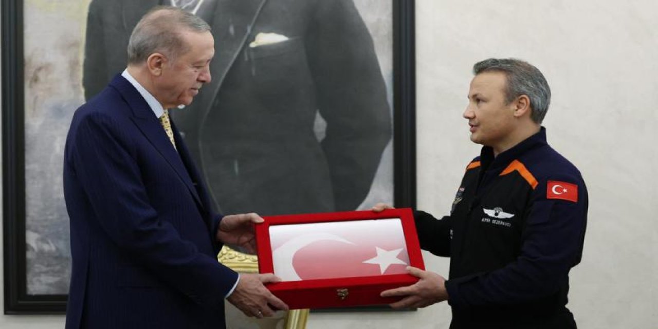 Cumhurbaşkanı Erdoğan Alper Gezeravcı'yı kabul etti