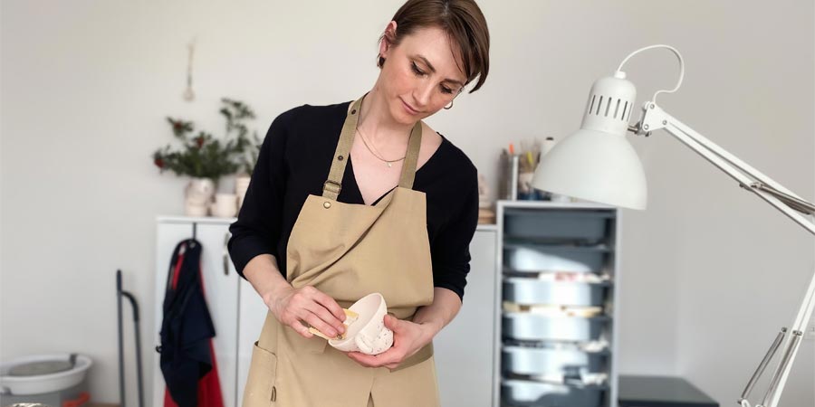 Evinde üretti, yurt dışına açıldı! Tasarladığı ürünleri görenler hayran kalıyor