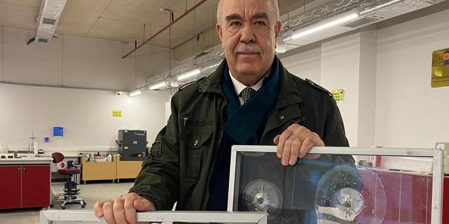 Taksicilerden çağrı! Kurşun yutan cam ölümlerin önüne geçebilir