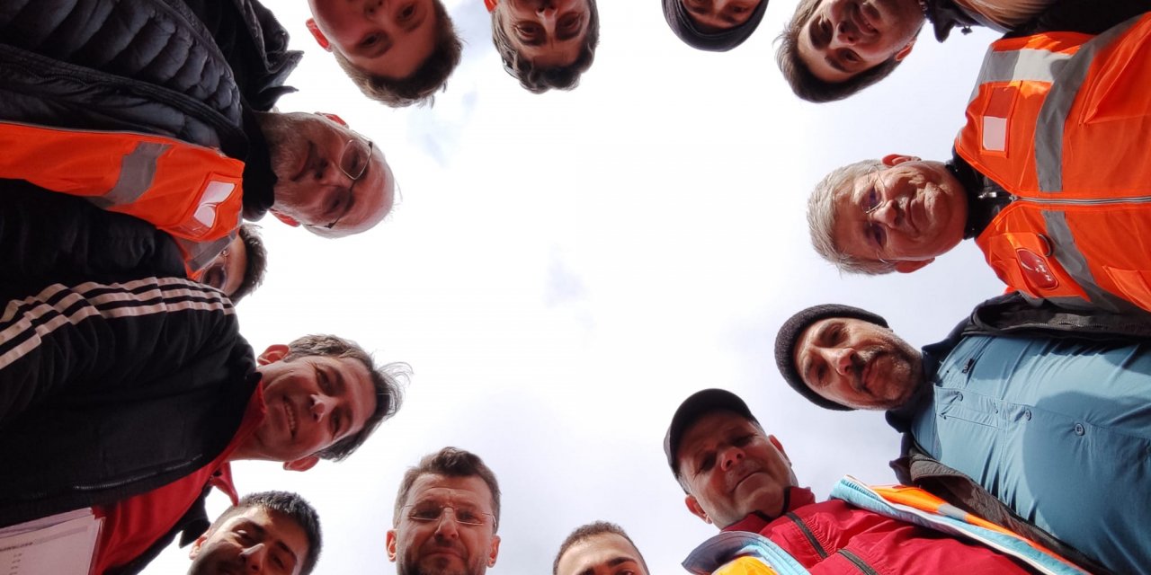 Konya’da arama kurtarmacılara oryantiring eğitimi