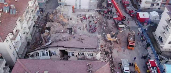 Elazığ'da 948 artçı deprem meydana geldi