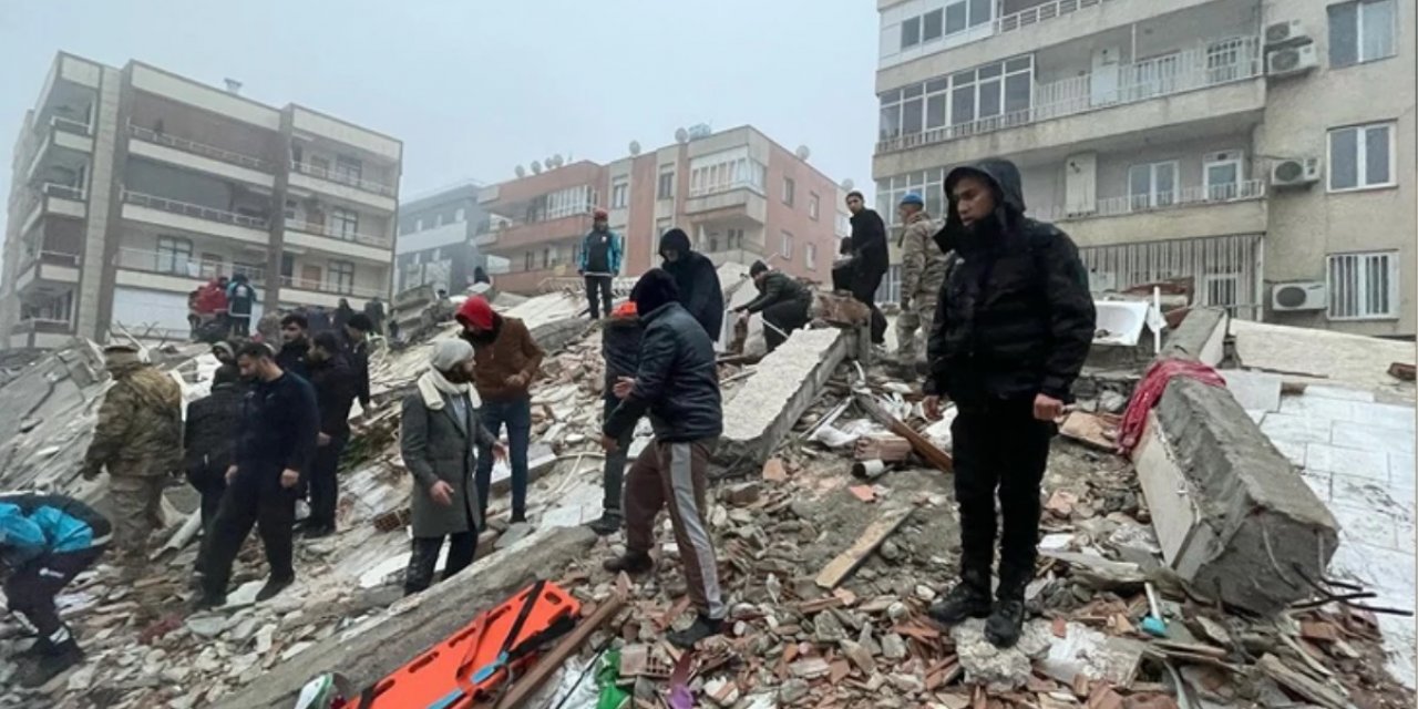 Depremde 34 kişiye mezar olmuştu! Binanın müteahhidine verilen ceza belli oldu