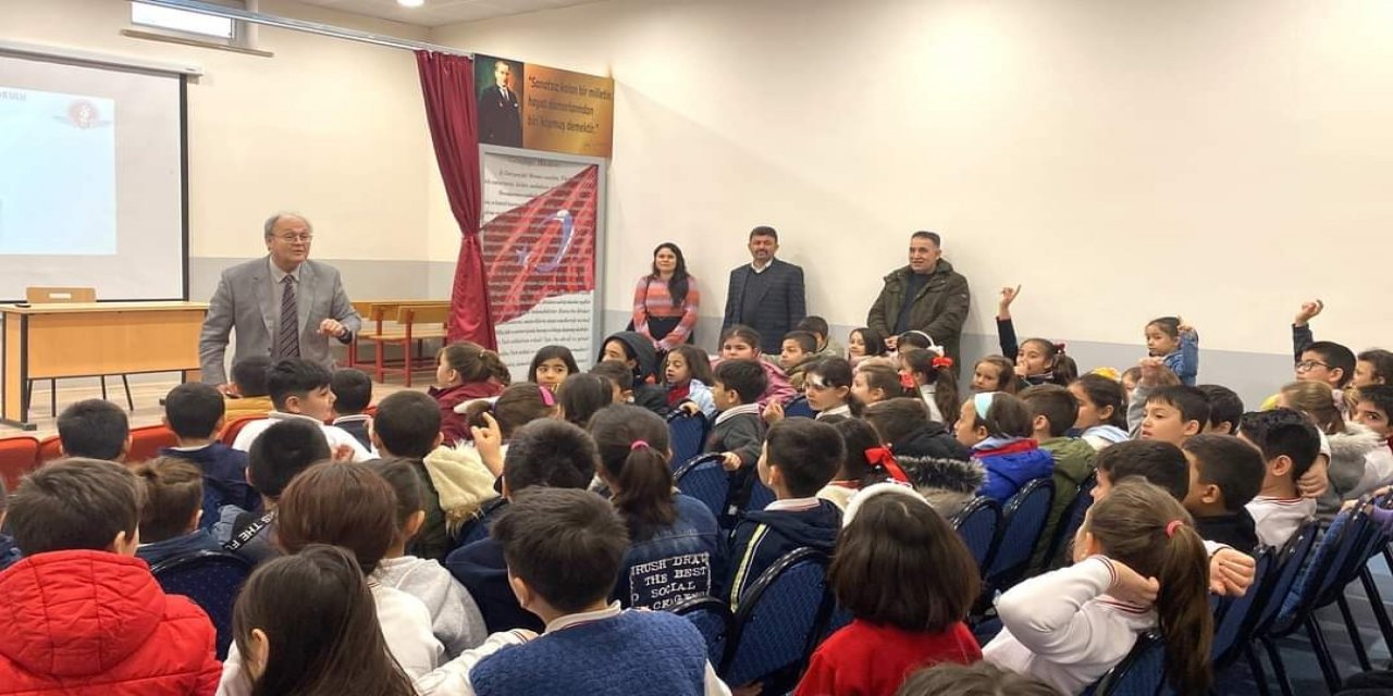 Konya’da 3. sınıf öğrencilerine Vecihi Hürkuş'un yaşam öyküsü anlatıldı