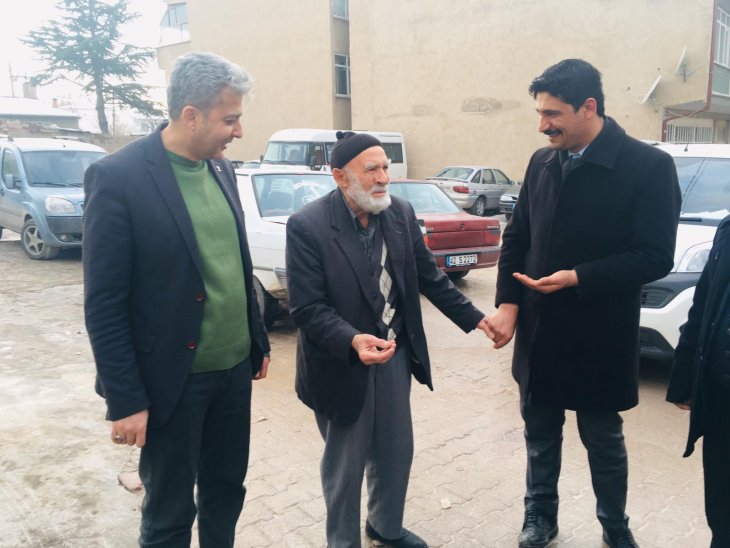 İşte Anadolu insanı! Konyalı Fatma nene parmağındaki yüzüğü çıkartıp depremzedelere gönderdi