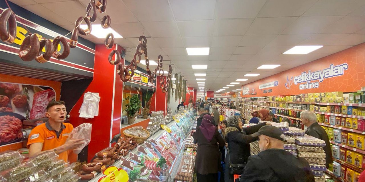 Konya’nın en istikrarlı büyüyen uygun fiyatlı marketi 2 yeni şube açtı