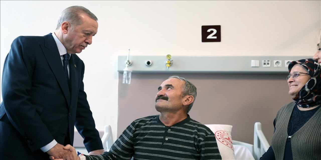 Cumhurbaşkanı Erdoğan'ın hasta ziyaretinde gülümseten diyalog