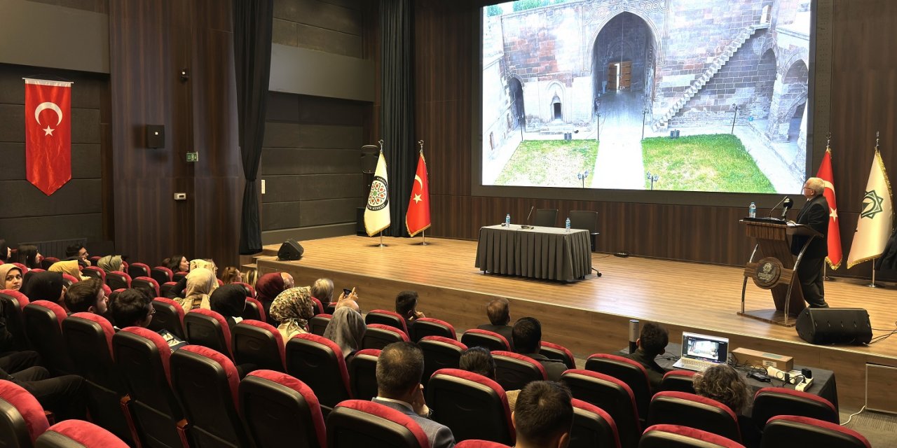 İpekyolu’nun incisi! Tarihi kervansaray Konya’da ele alındı