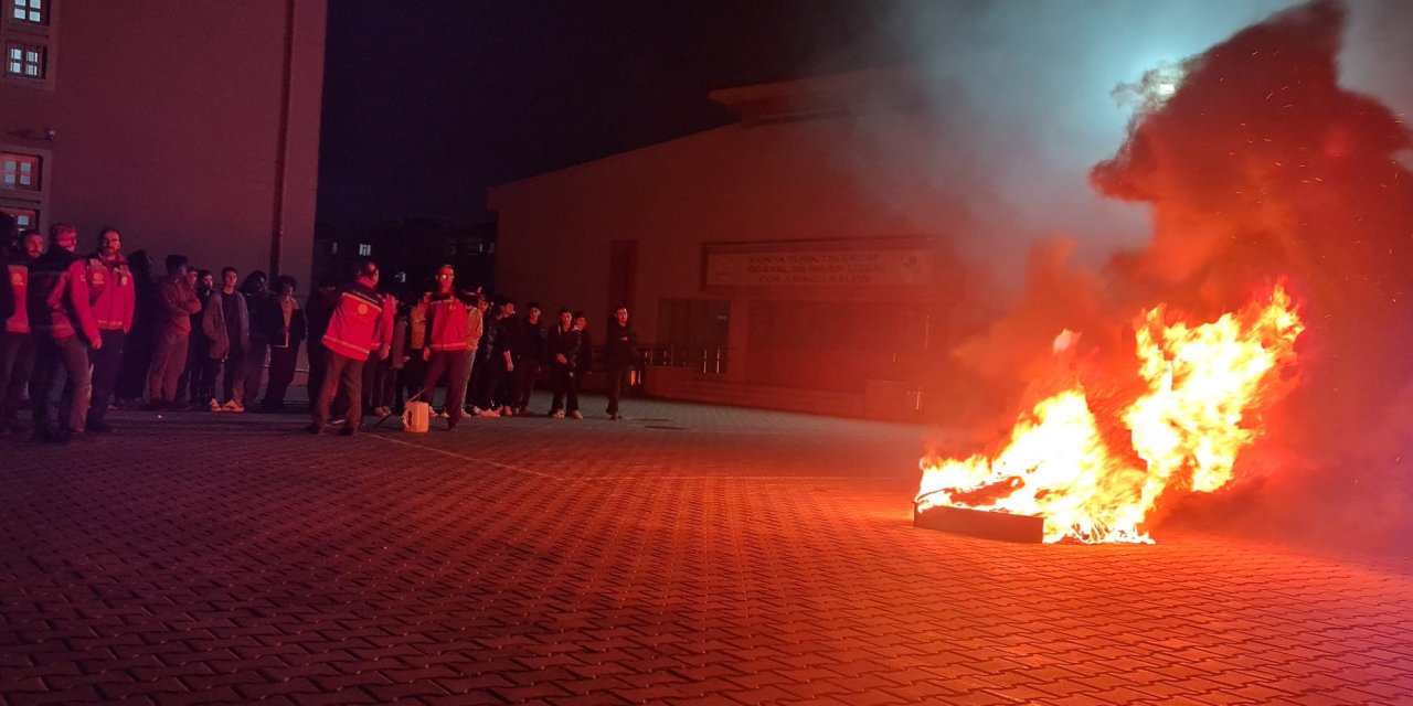 Konya’da lise pansiyonunda yangın alarmı