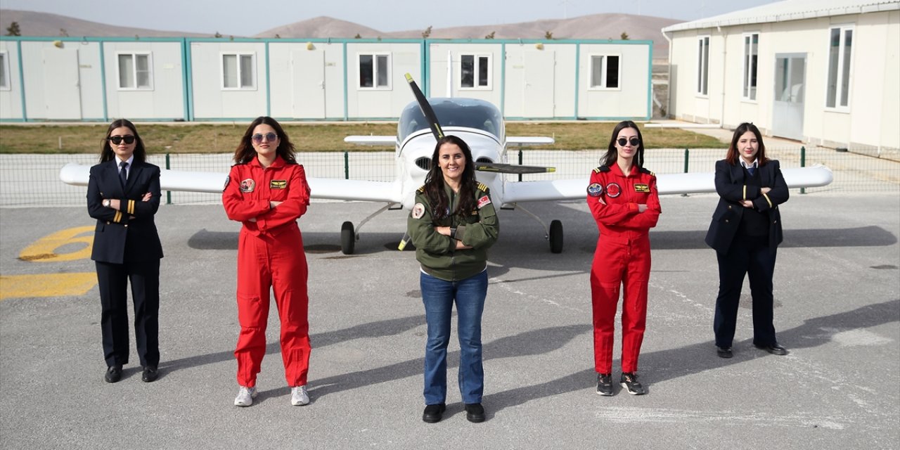 Her yıl sayıları artıyor! Geleceğin kadın pilotları Konya’da yetişiyor