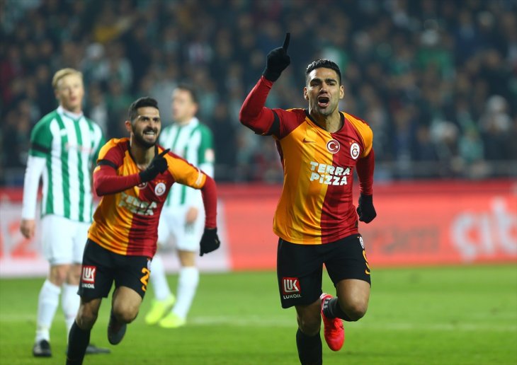Konyaspor maçında sakatlanan iki futbolcudan Galatasaray'a kötü haber