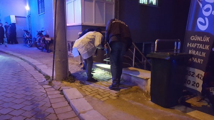 Komşular arasındaki 'çöp kutusu' kavgasında kan aktı: 4 yaralı