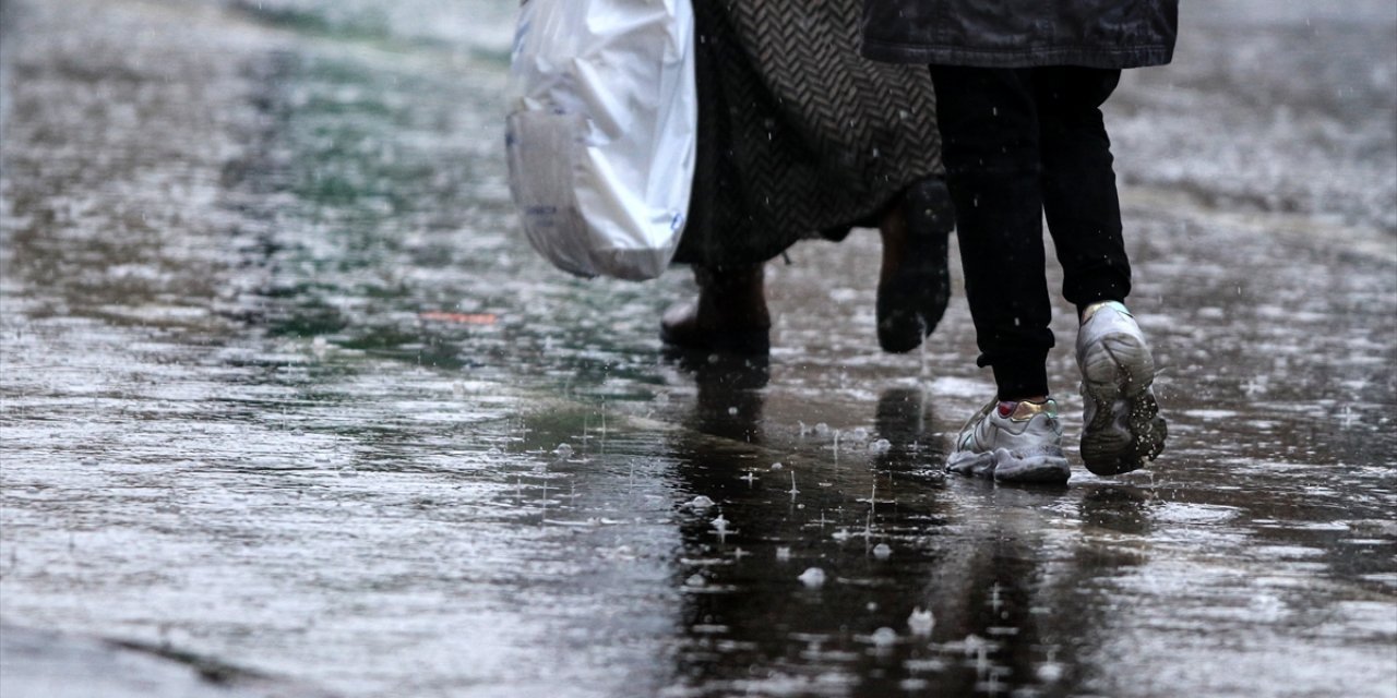 Konya’da yağış sürecek mi? Meteoroloji tahminleri yeniledi