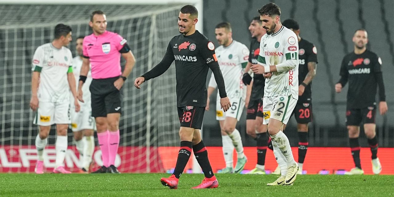 Konyaspor’da Ömerovic son dakika gollerinden yakındı