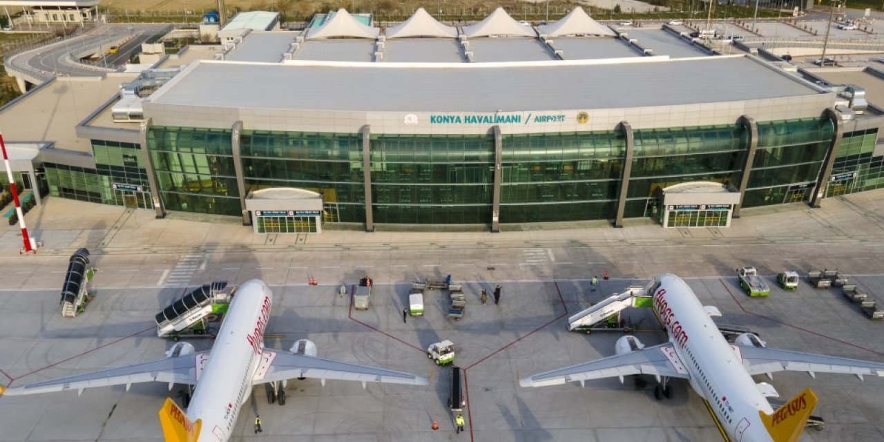 Konya Havalimanı ilk 2 ayda kaç yolcuya hizmet verdi?