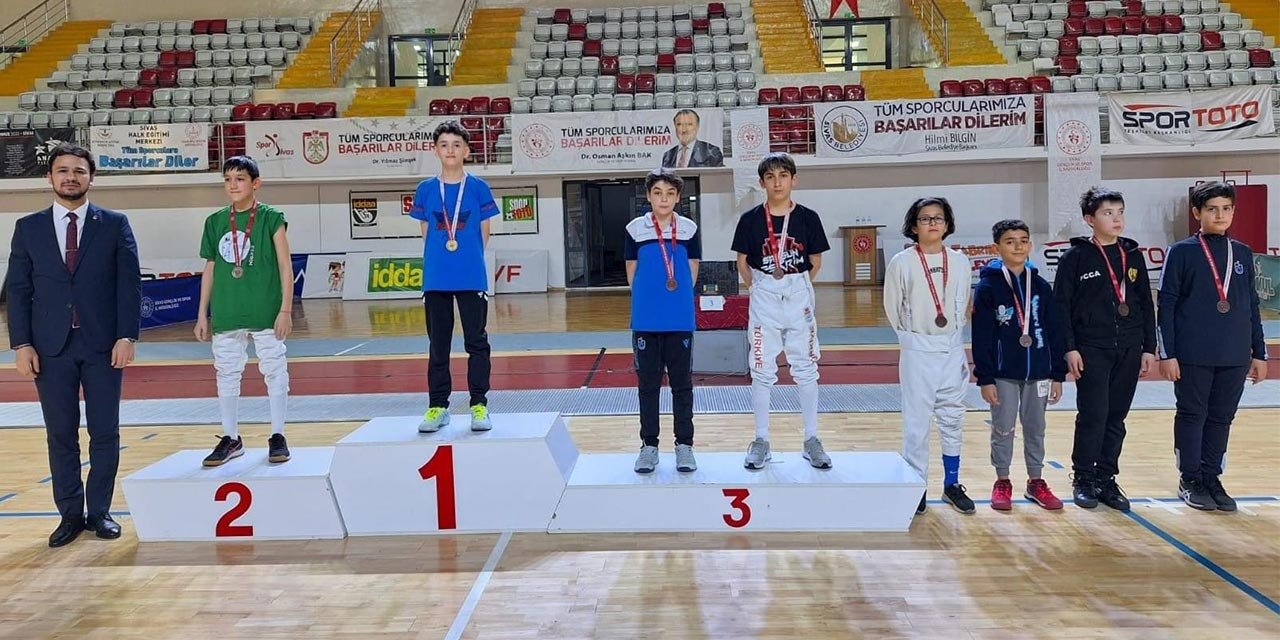 Eskrim turnuvasında Konya’ya 6 madalya