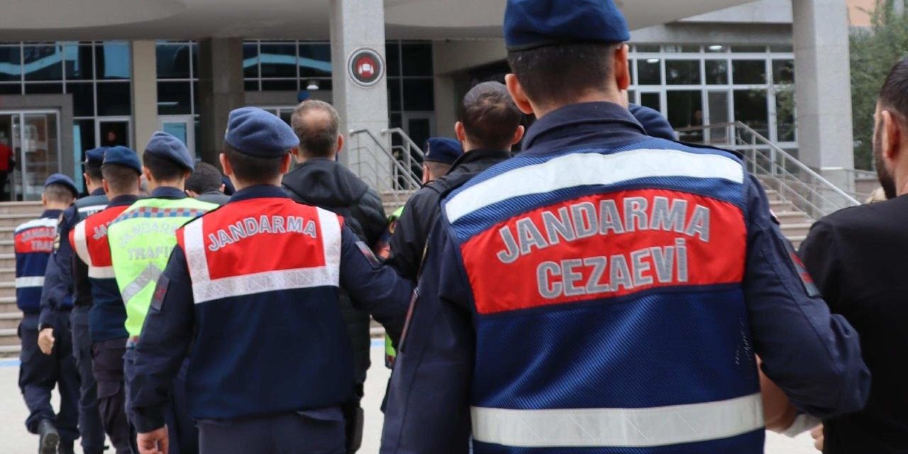 Konya’da çeşitli suçlardan aranan 16 kişi yakalandı