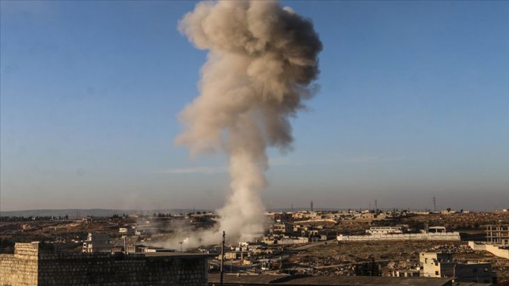 Rus savaş uçakları İdlib'de hastane ve fırını hedef aldı