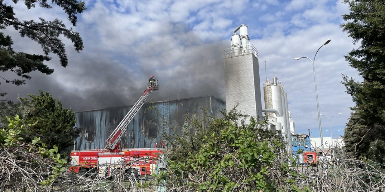 Konya Organize Sanayi Bölgesinde korkutan yangın