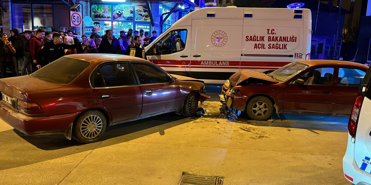 Konya’da otomobiller çarpıştı! 6 yaralı var