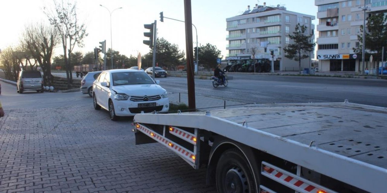 Konya’da 3 araç çarpıştı: 3 yaralı