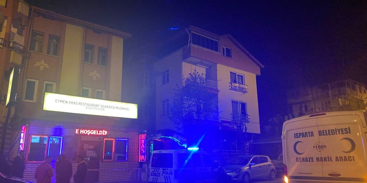 Gece kulübünde çıkan silahlı kavgada kan aktı! 1 ölü