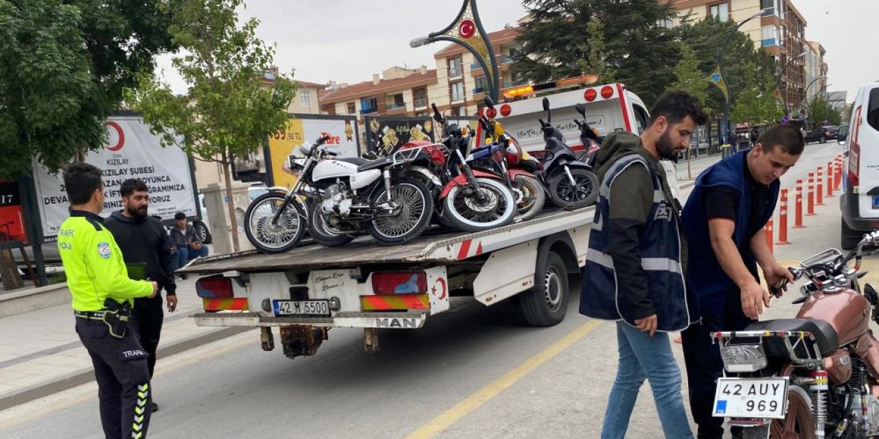 Konya’da motosiklet denetimi: 13’ü otoparka çekildi, sürücülere ceza yazıldı