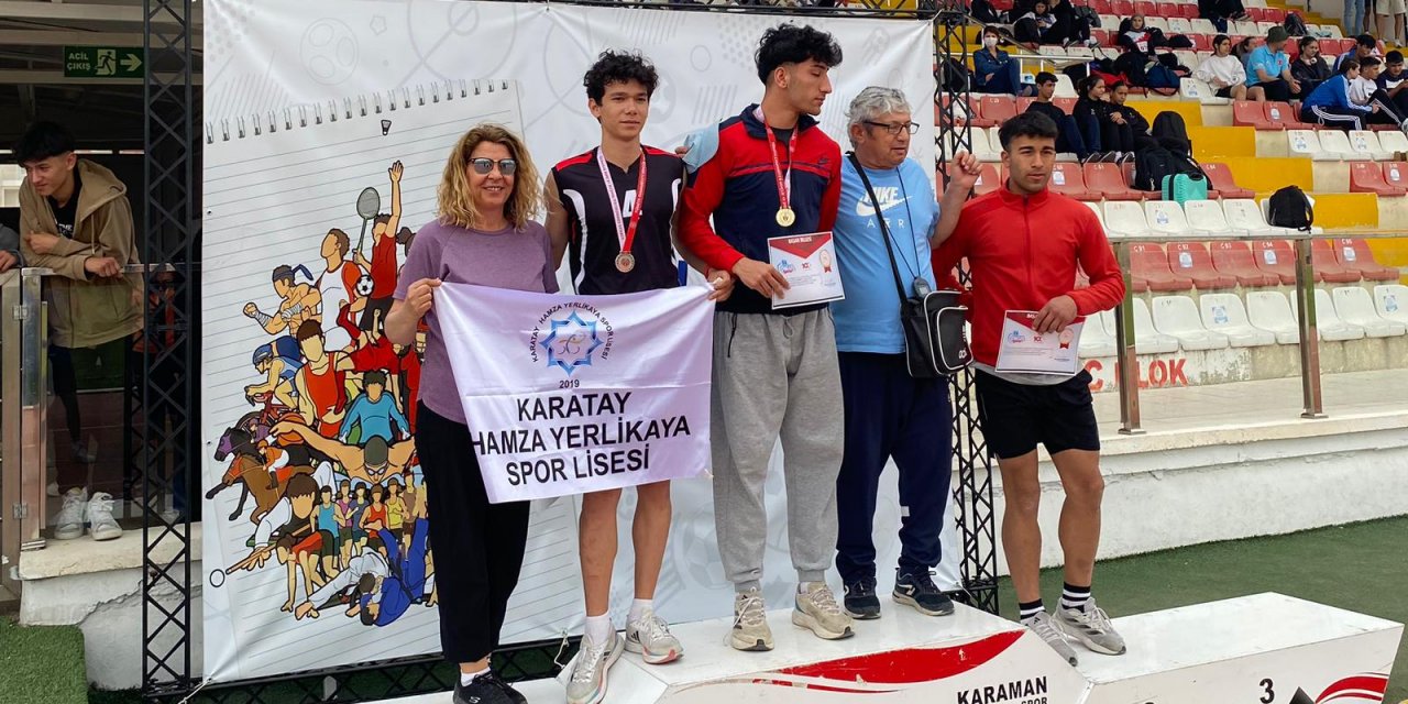 Konyalı genç atletler Karaman’dan 12 madalya ile döndü