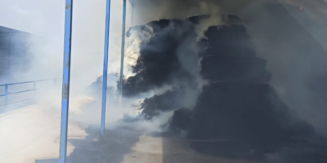 Konya’da çiftlikteki 200 ton saman yangında kül oldu