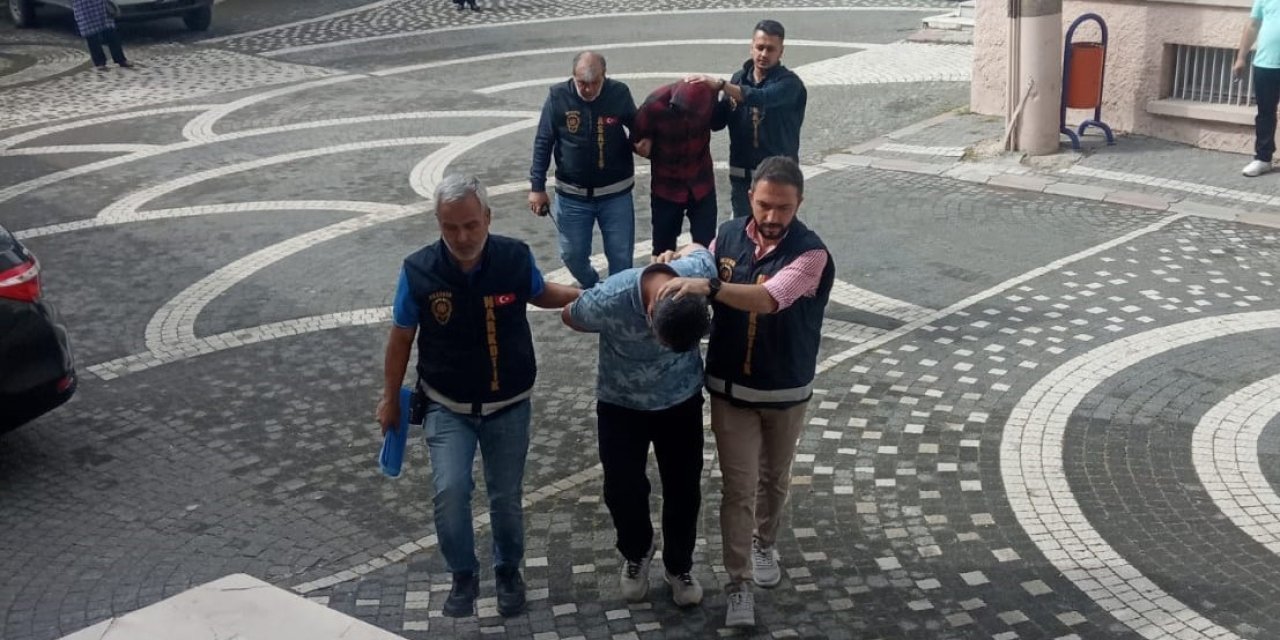 Konya’da uyuşturucu tacirlerine darbe! 2 şüpheli gözaltına alındı