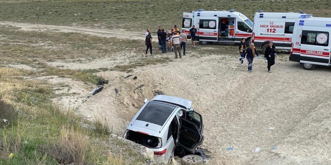 Konya'da otomobil şarampole uçtu: 3 yaralı