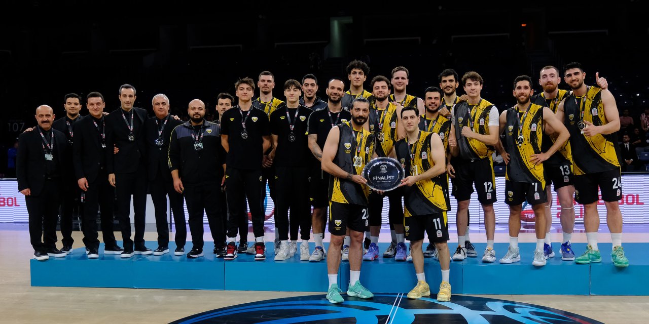 Basketbol İkinci Ligi play-off finalinde ikincilik Konya Büyükşehir Belediyespor’un