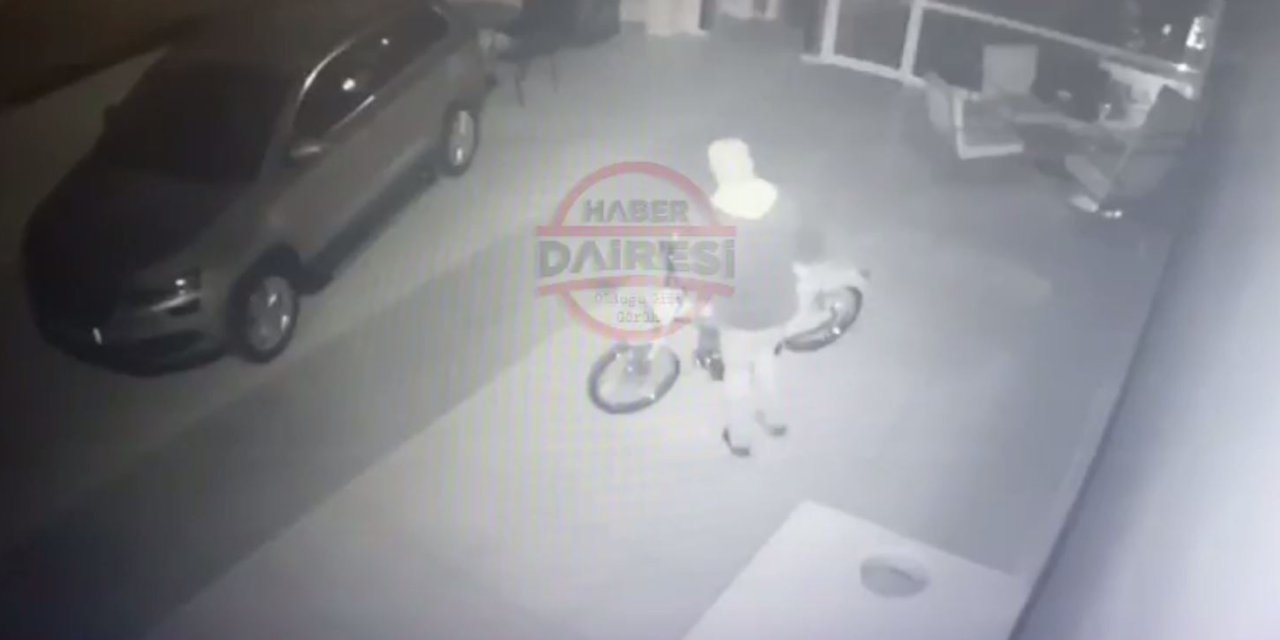 Konya Galericiler Sitesi’ndeki motosiklet hırsızlığı kamerada