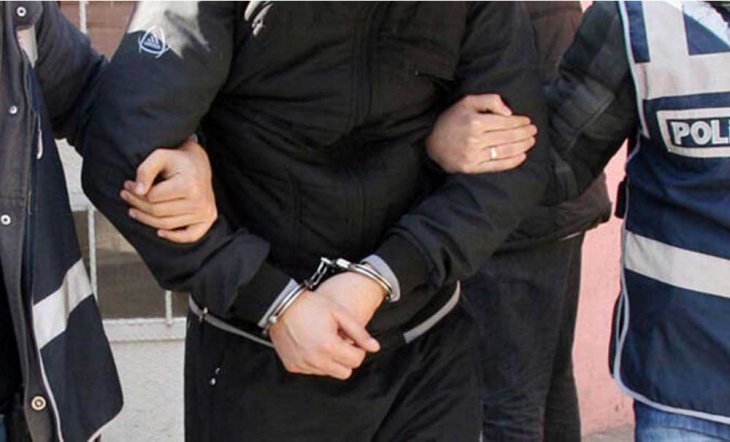 3 polis rüşvet iddiasıyla tutuklandı