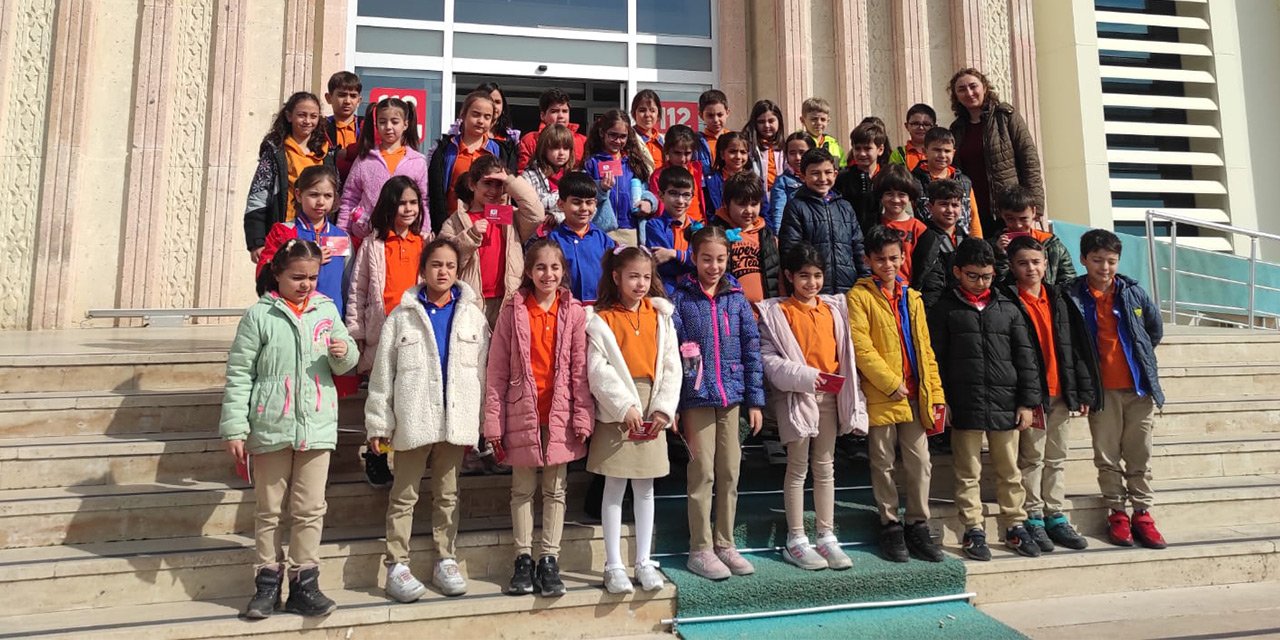 Konya’da öğrenciler 112 Acil Çağrı Merkezini gezdi