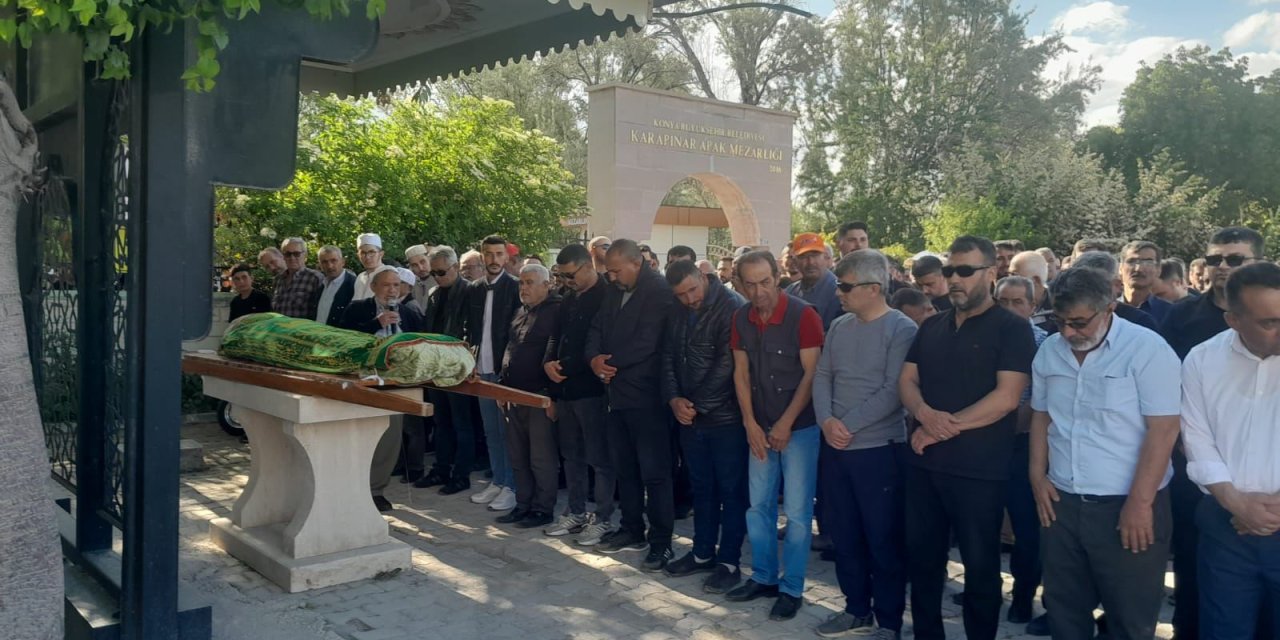 Konya’da motosiklet kazasında ölen sağlık çalışanı toprağa verildi